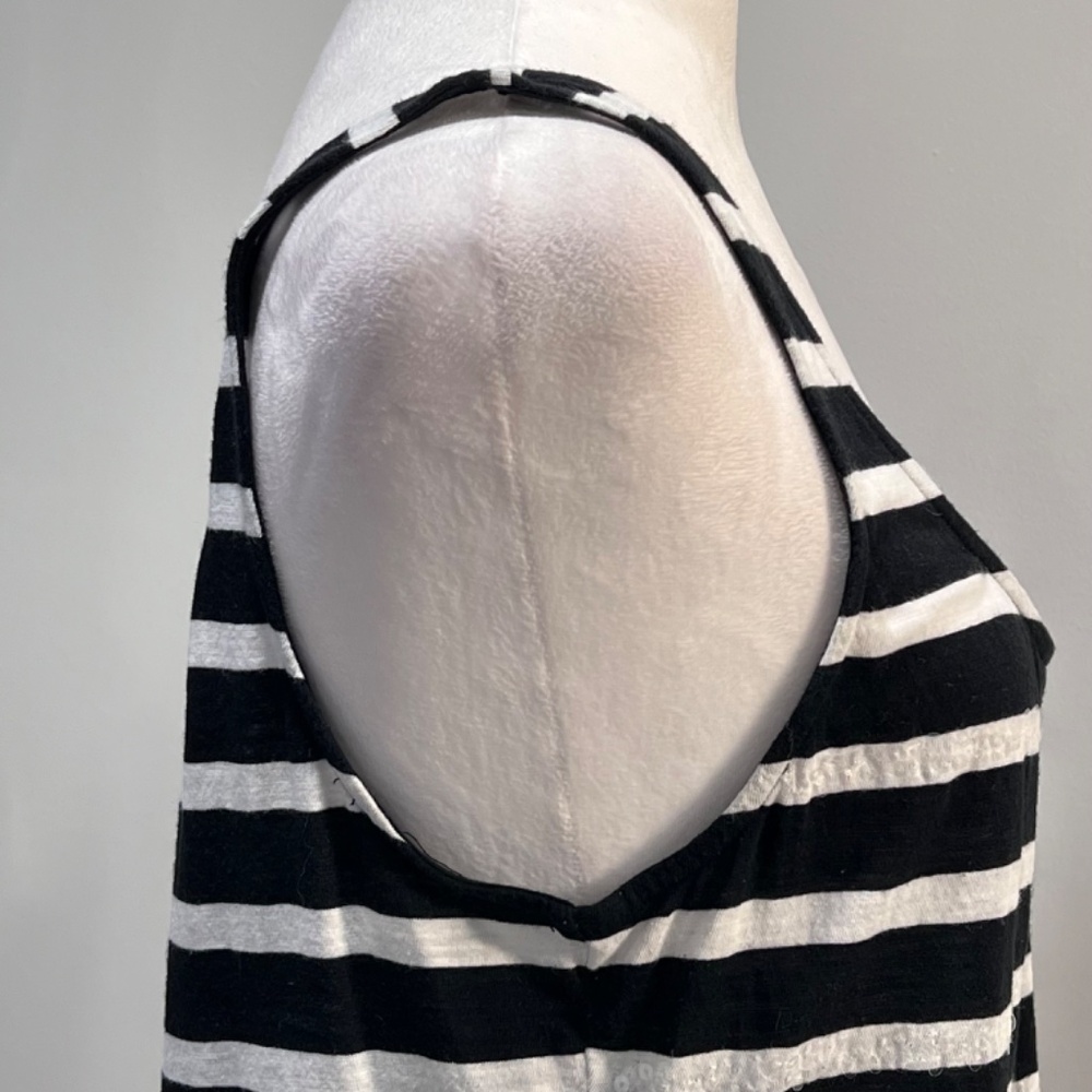 Banana Republic Black & White Sequined Tank Top Size Large - Picture 3 of 12